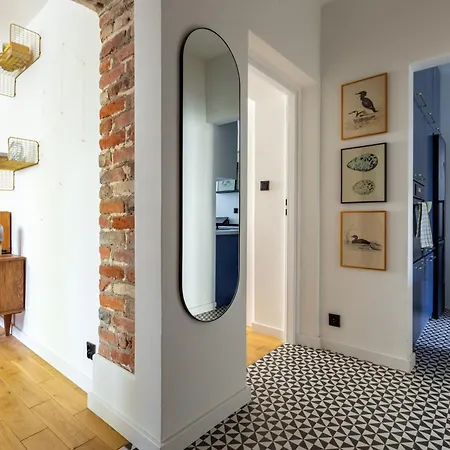 Retro Lounge Loft Apartment